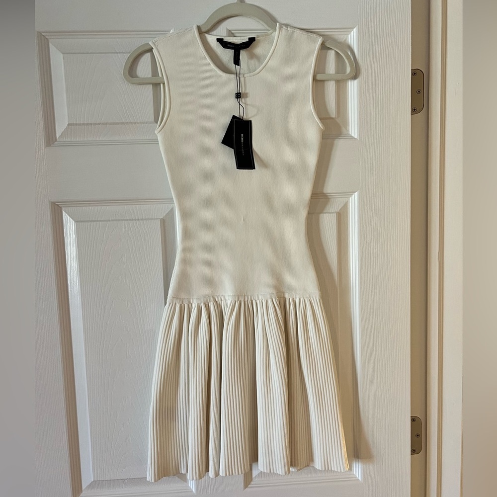 NWT BCBGMaxazria White Pleated Dress